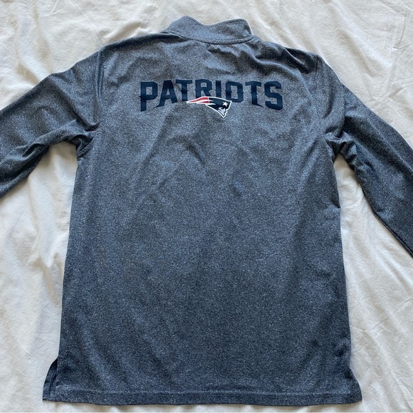 NFL Patriots Pullover - Picture 6 of 6